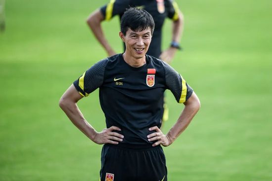 伊人久久久综在合线久久在播